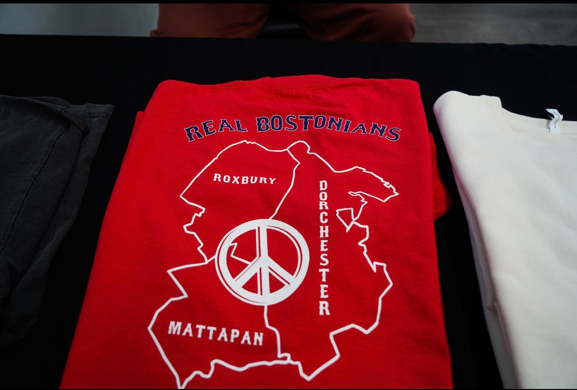 “Real Bostonians 'Fandom' T-Shirt”