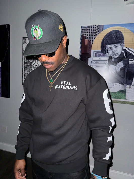 "Real Bostonians Crewneck - 617 Black"